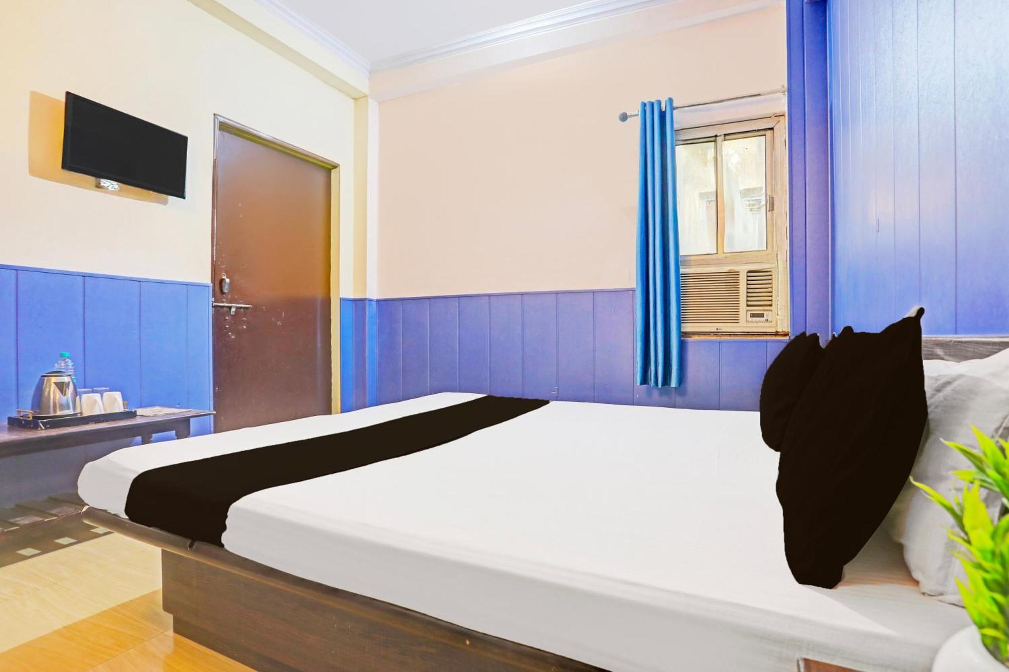 Hotel O Arvi Guest House Varanasi Exterior photo