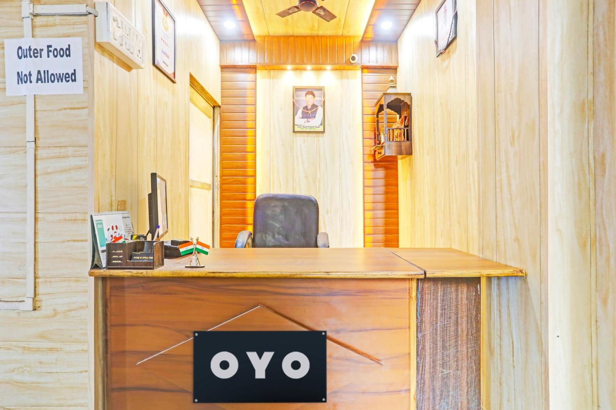 Hotel O Arvi Guest House Varanasi Exterior photo